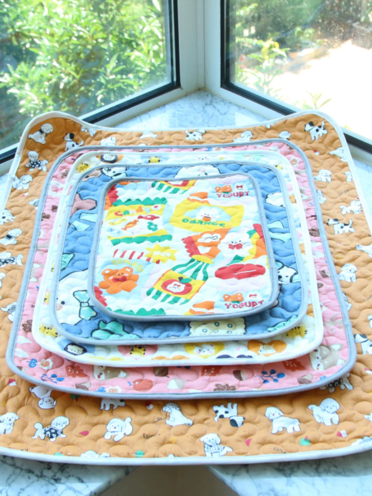 Fandszms | All Season Cotton Pet Sleeping Mat for Dogs and Cats Indoor Use